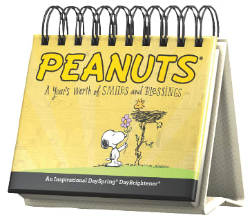 Daybrighteners: Peanuts - a Year's Worth of Smiles and Blessings (Padded Cover)