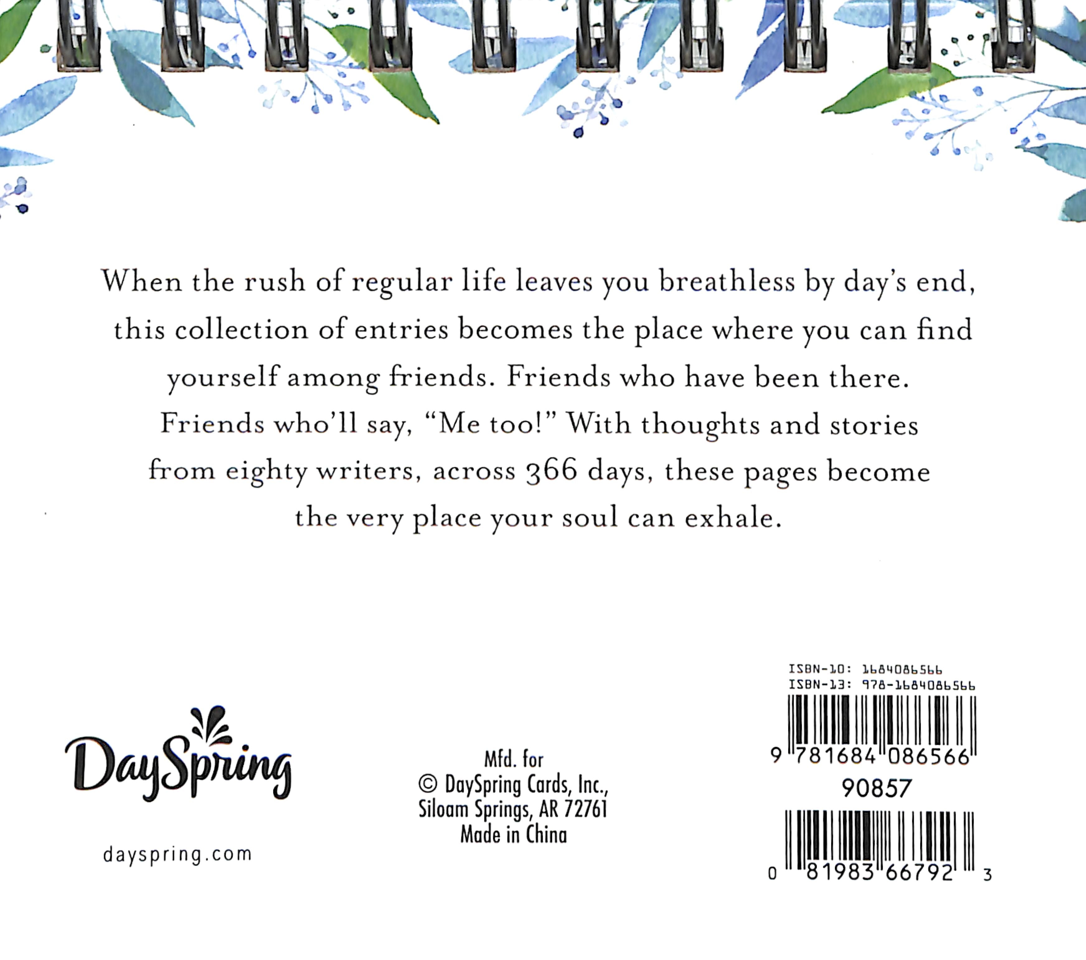 Daybrighteners: A Moment to Breathe - 366 Devotional Thoughts That Meet You in Your Everyday Mess (Padded Cover)