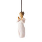 Willow Tree Figurine: 2025 Hanging Ornament, Memories close to your heart (10 cm)