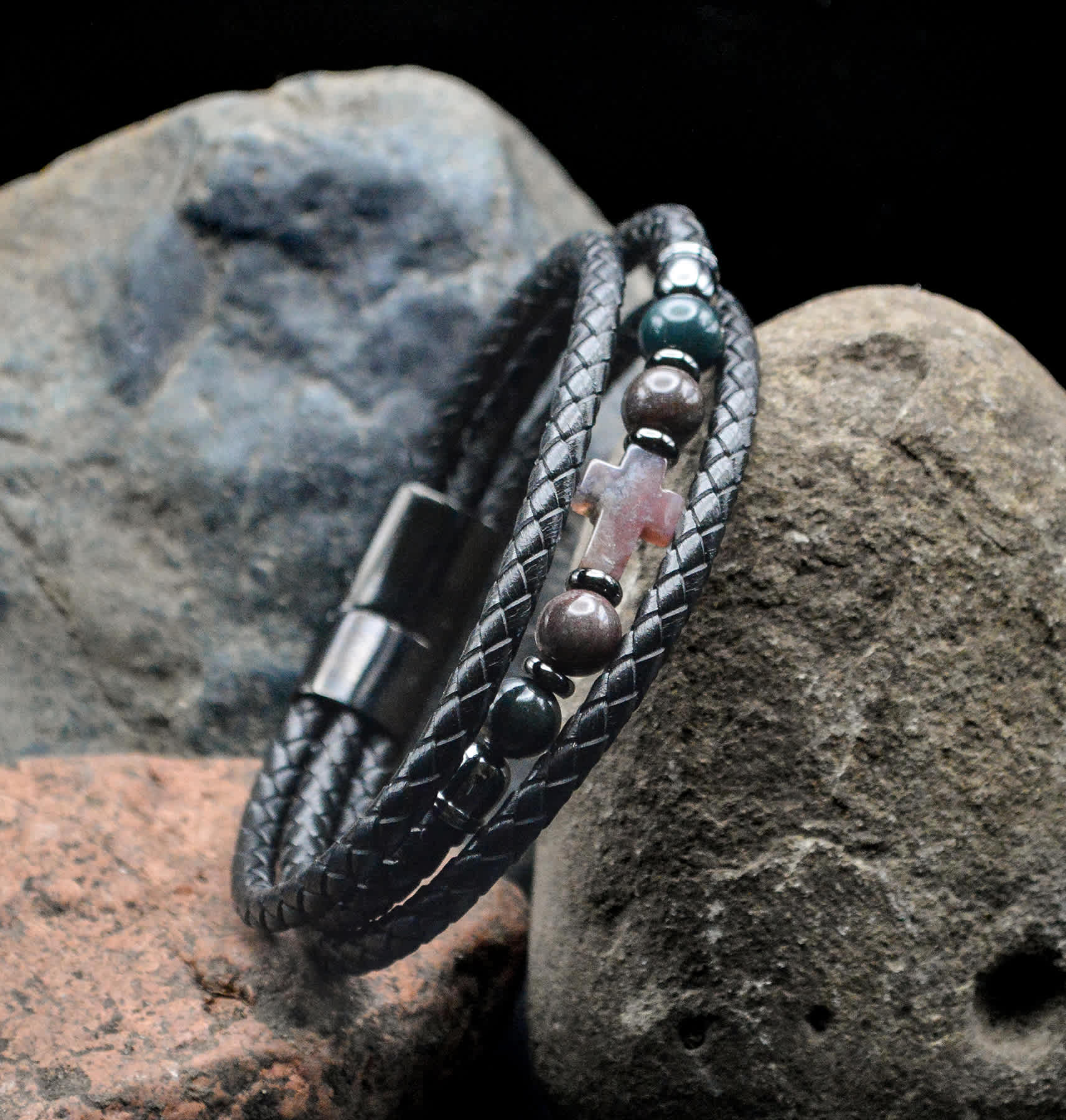 Bracelet, Mens: Cross Leather/Nat Stone Brown Onyx/Smokey Quartz (Leather, Semi-Precious Stones, Magnetic Closure)