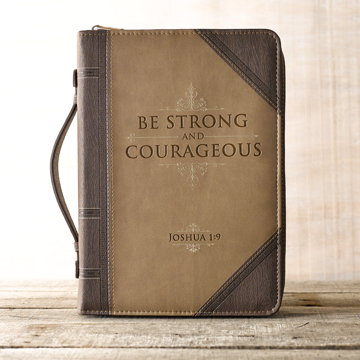 Bible Cover Extra Large: Be Strong & Courageous, Beige/Brown (Joshua 1:9)