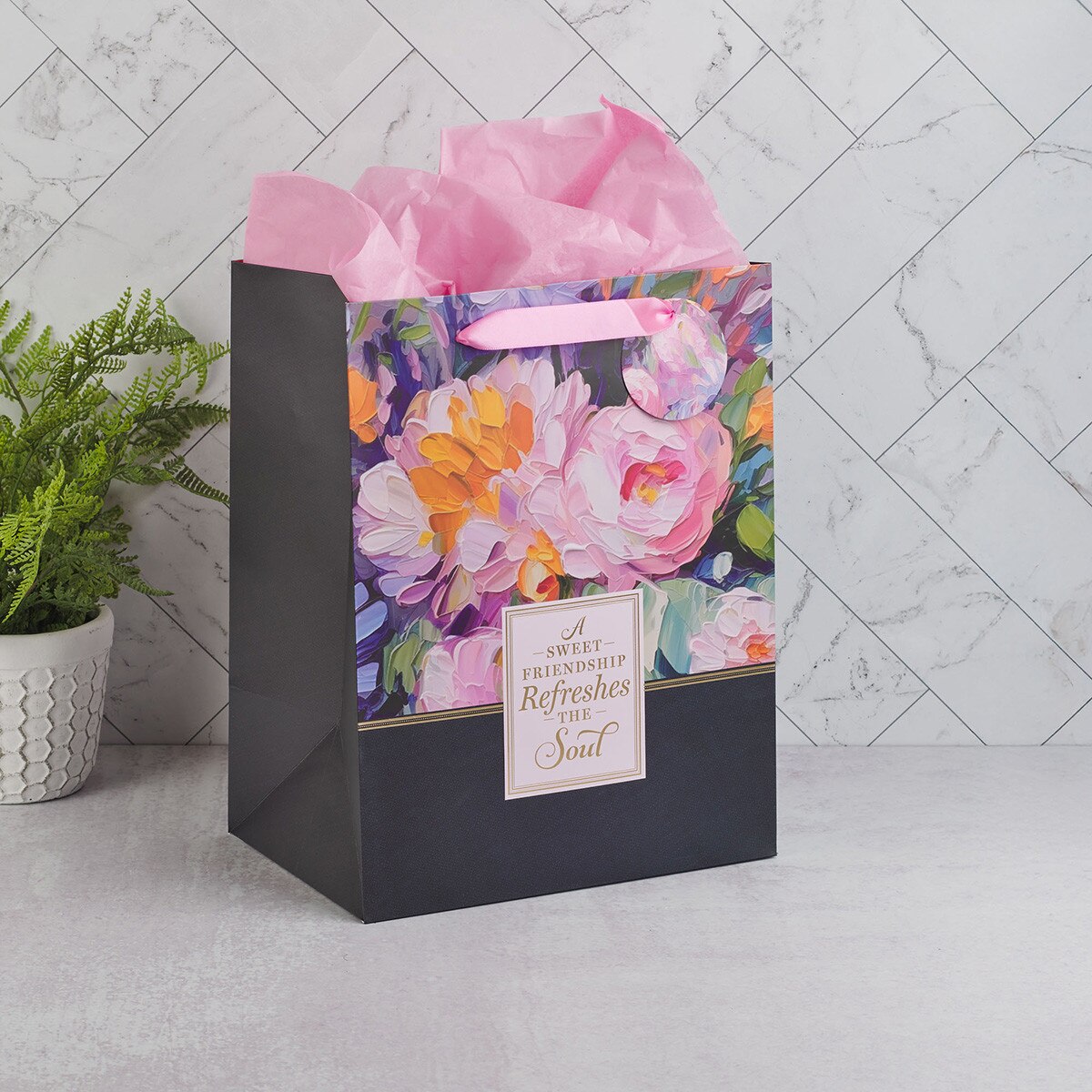 Gift Bag Large: A Sweet Friendship, Navy/Pink (Watercolor Garden Collection)