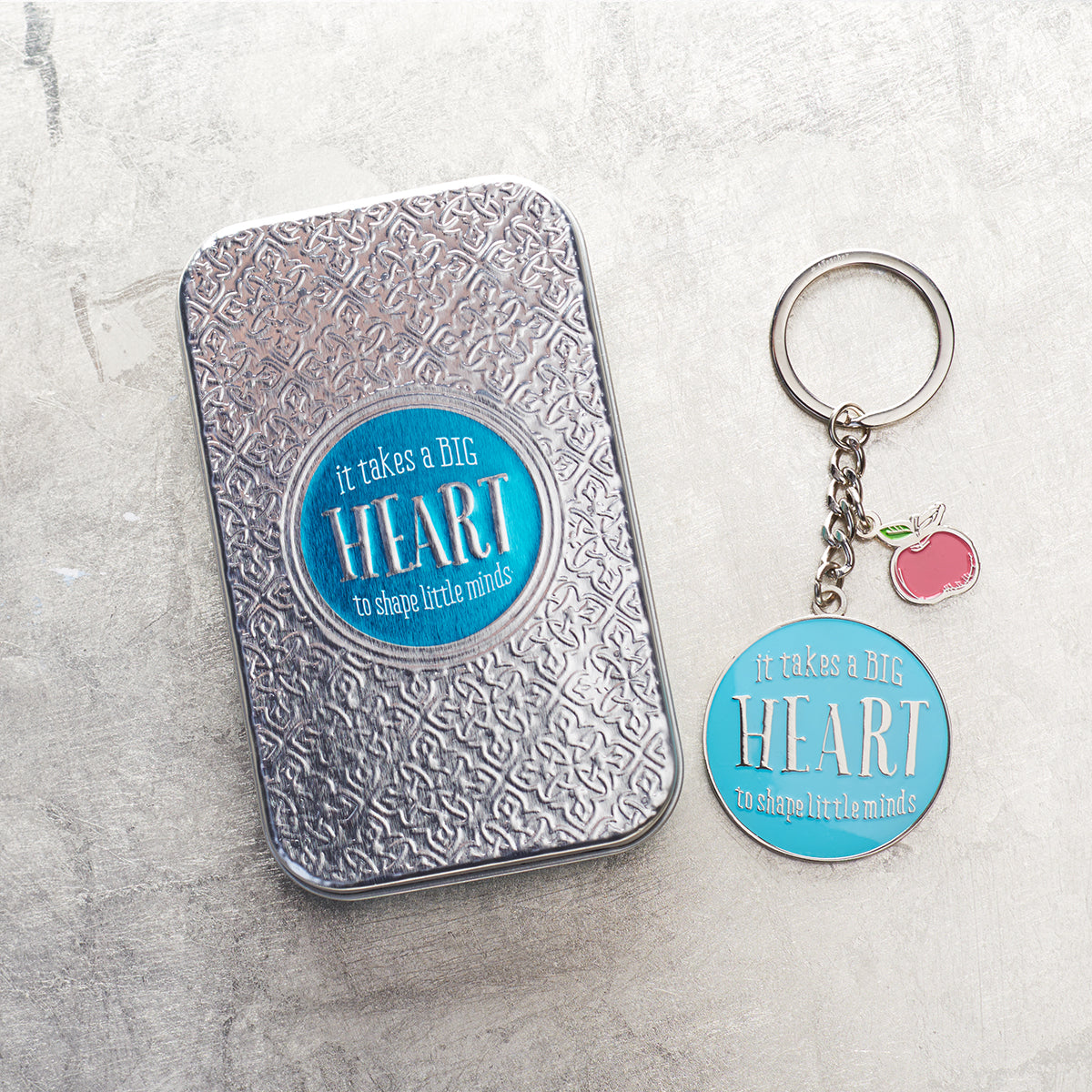 Metal Keyring in Tin: Blue, Apple, Let All That You Do Be Done in Love