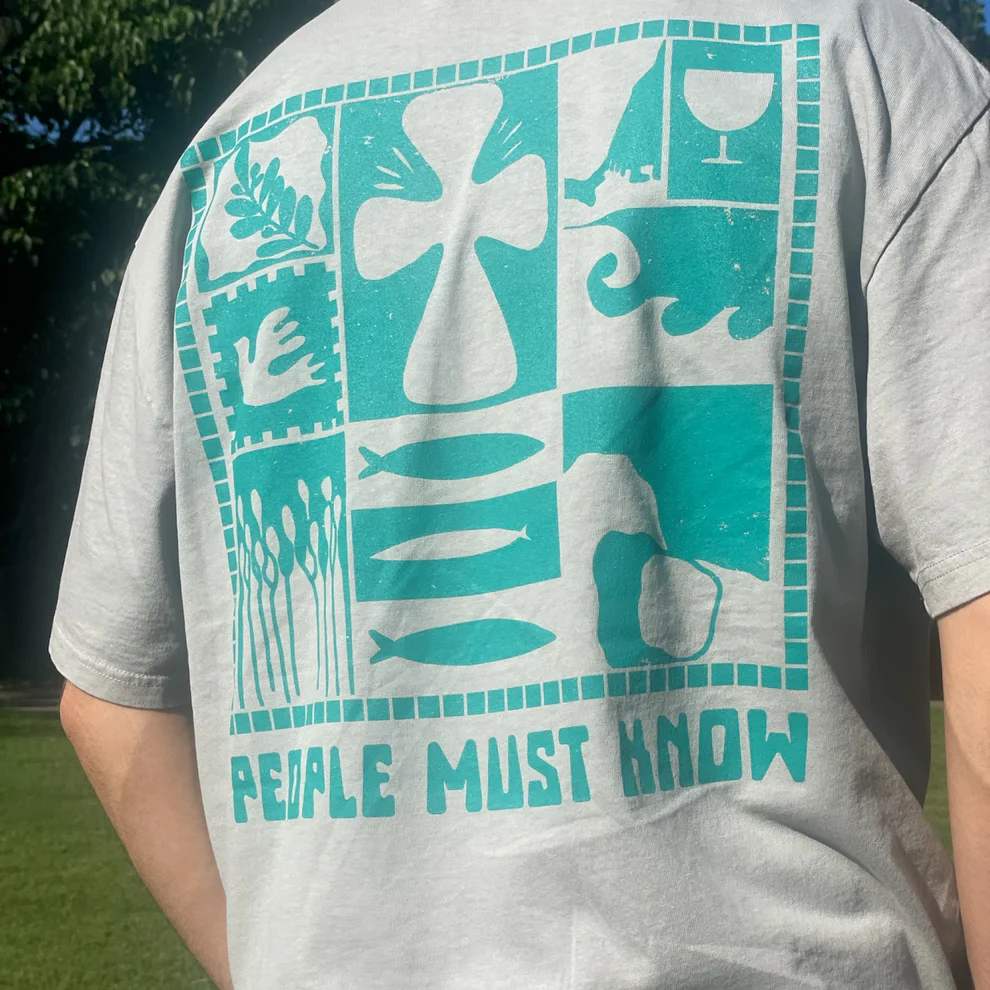 People Must Know, Tee, Small, Grey