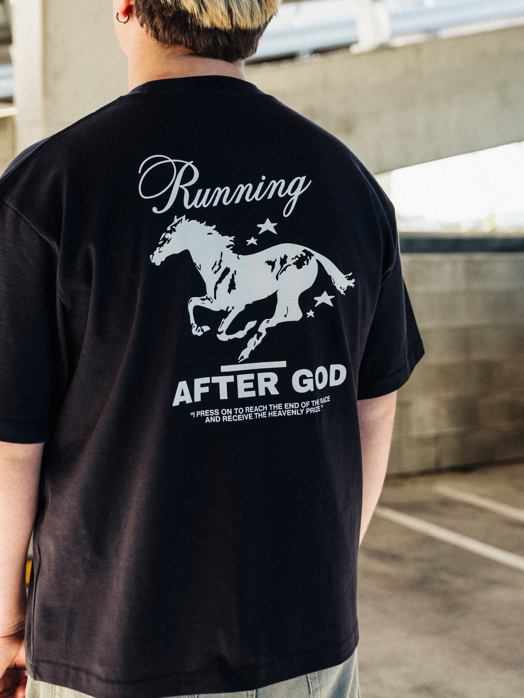 Running After God Heavy Box Tee, Navy - Size 2XLarge