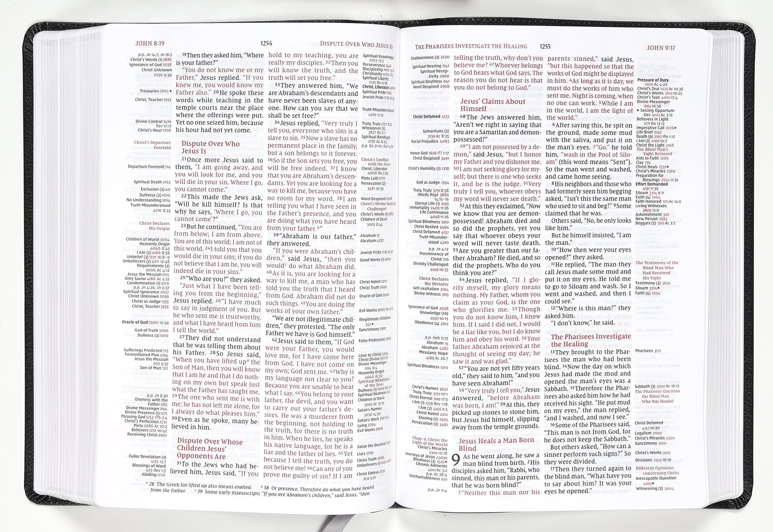 NIV Thompson Chain-Reference Bible Large Print Black (Red Letter Edition)