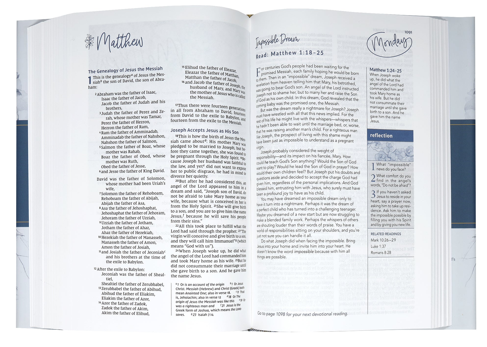 NIV Women's Devotional Bible (Black Letter Edition)