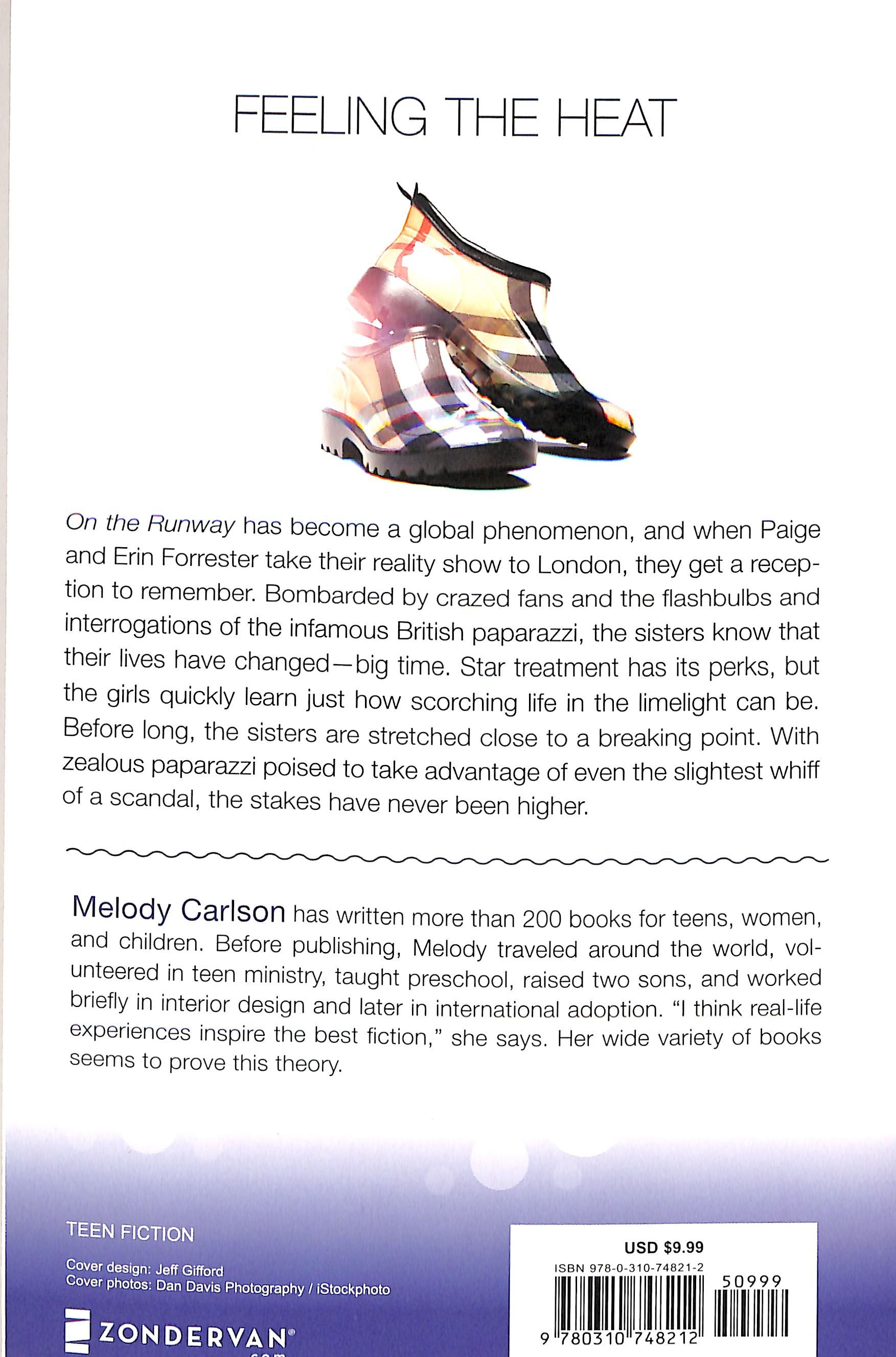 Spotlight (New Edition) (#04 in On The Runway Series)