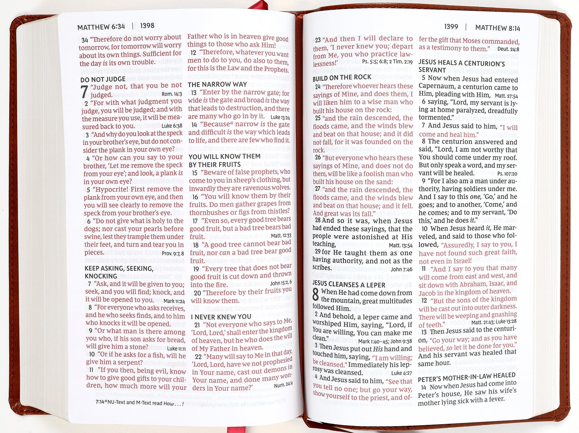 NKJV End-Of-Verse Reference Bible Personal Size Large Print Brown (Red Letter Edition)