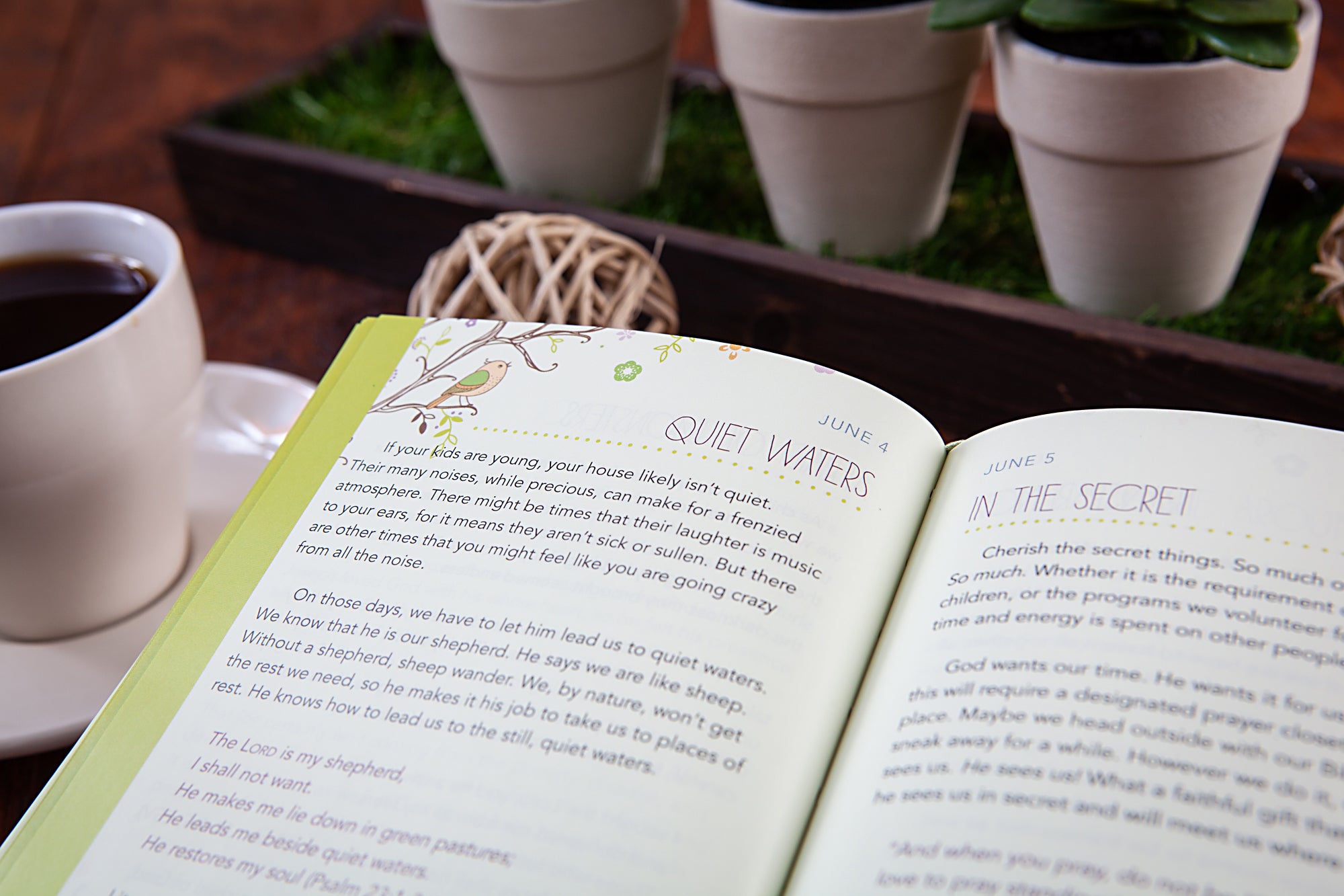 Little God Time For Mothers, A: 365 Daily Devotions (365 Daily Devotions Series)