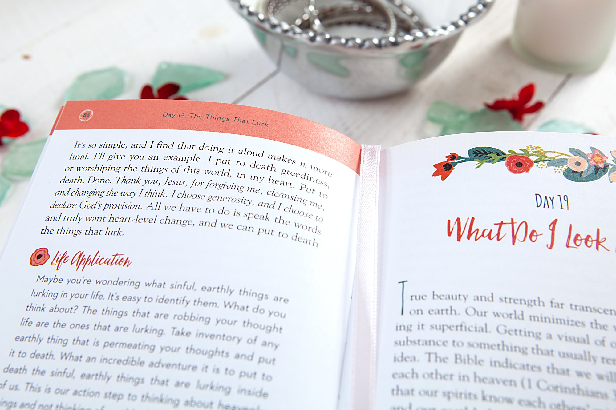 Wake Up Smiling: 40 Devotions For a Hope Filled Life