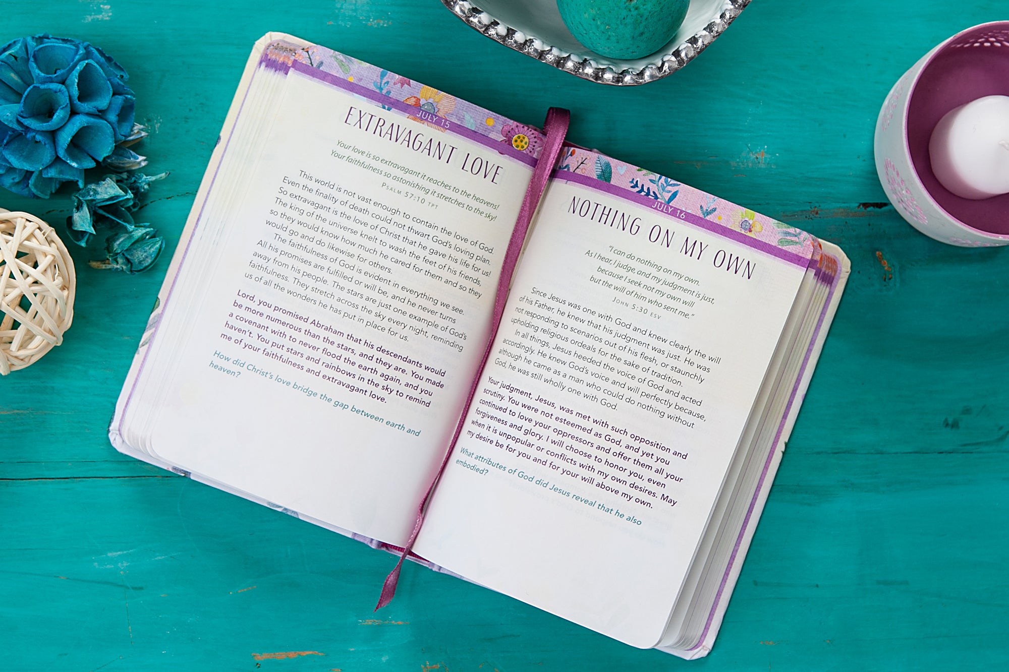 Amazing Grace: 365 Daily Devotions