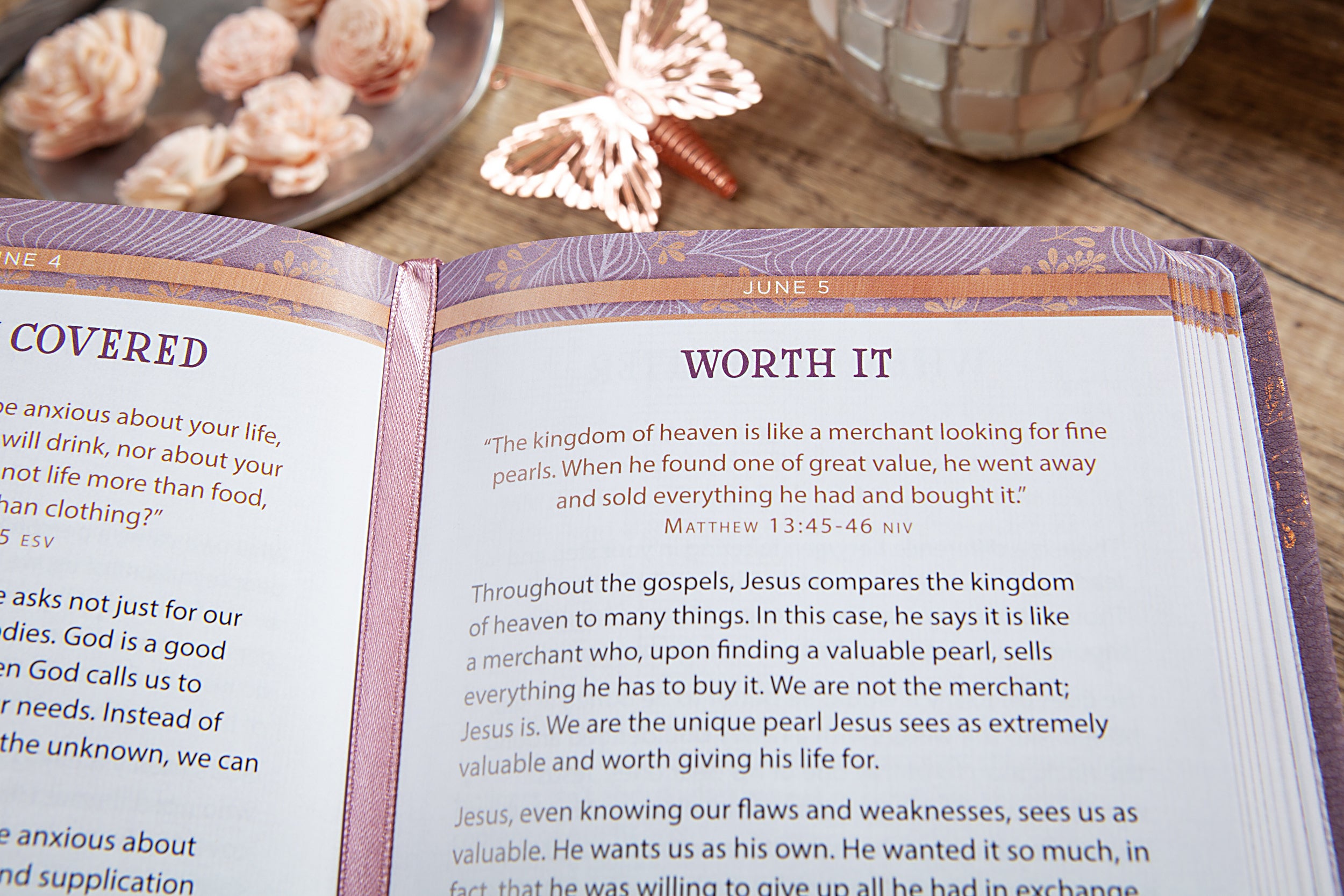 Still Small Voice: 365 Meditations on the Words of Jesus