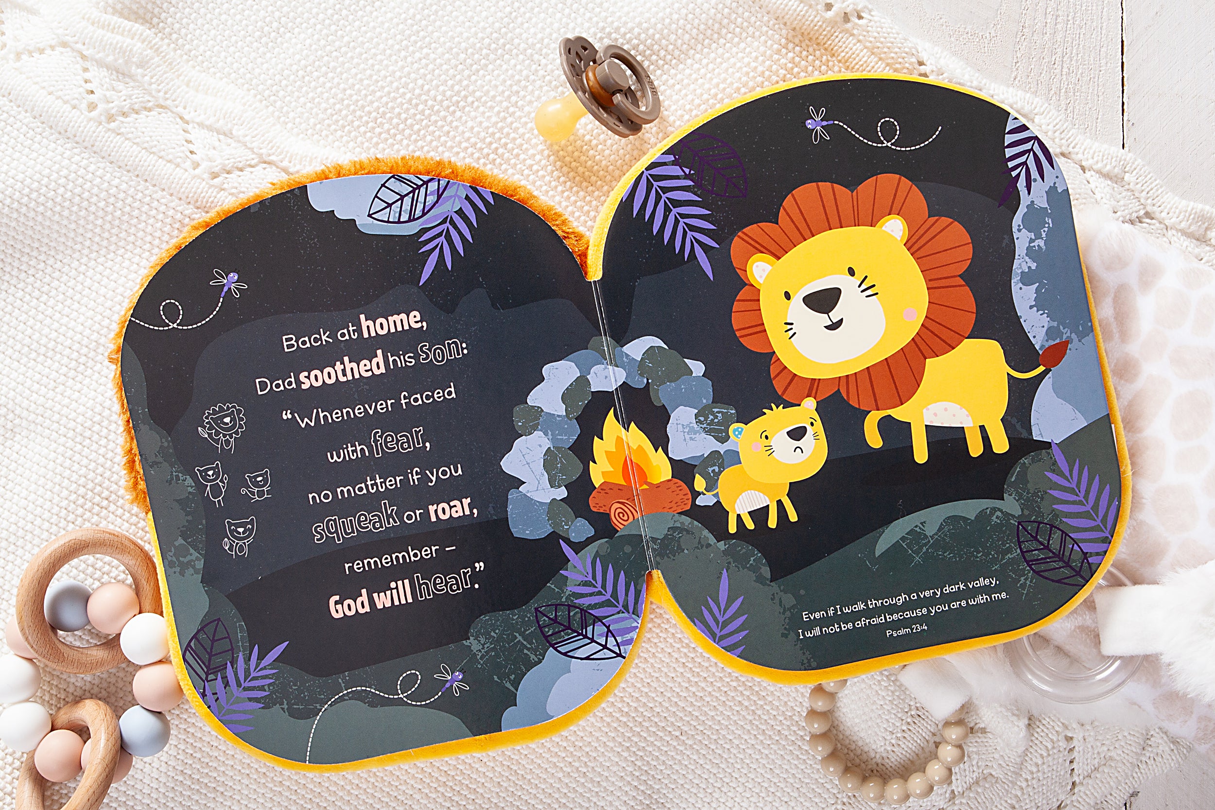 Brave Lion (Squish and Snugg)