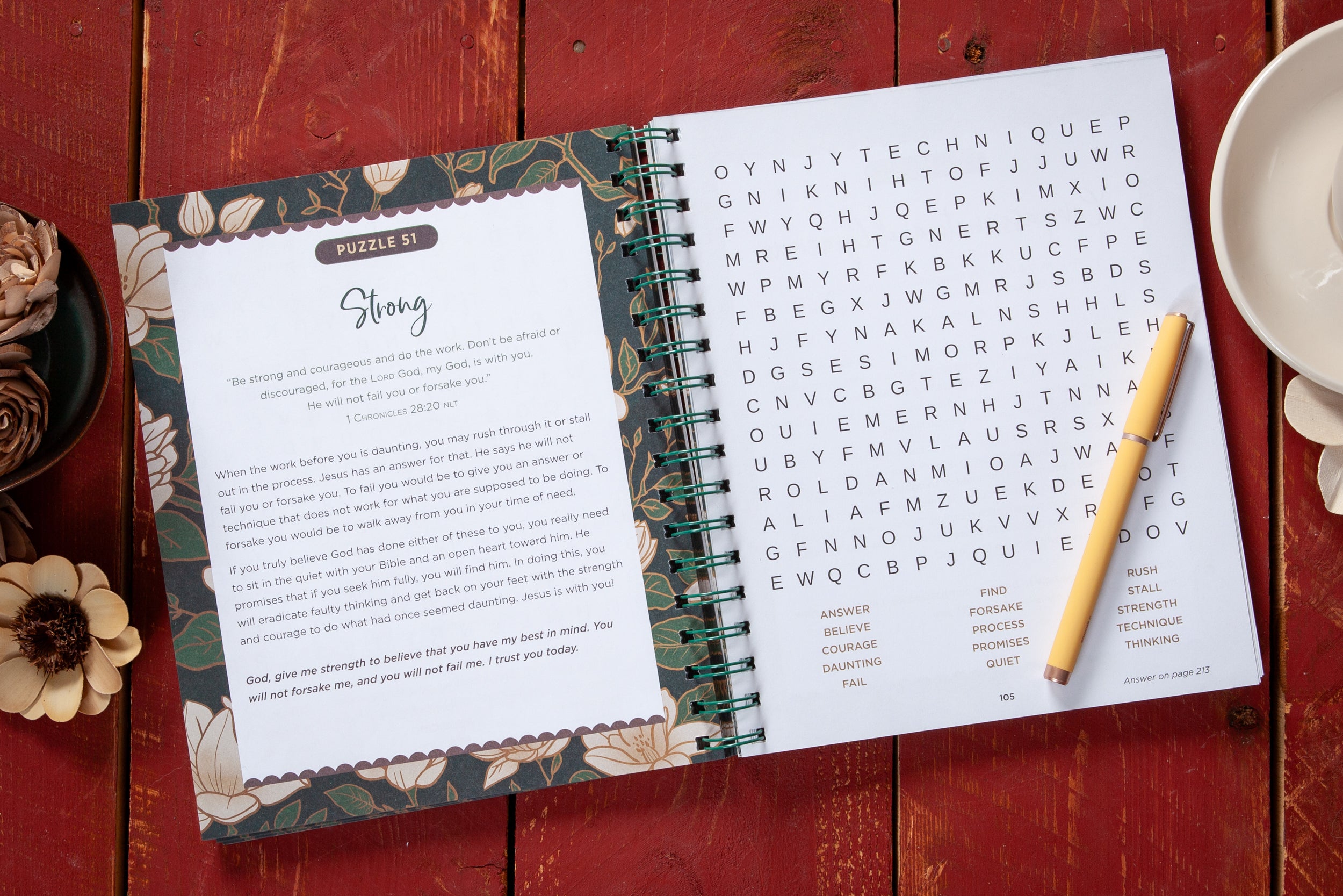Bible Word Search Devotional (Large Print): 100 Days of Strength for Women
