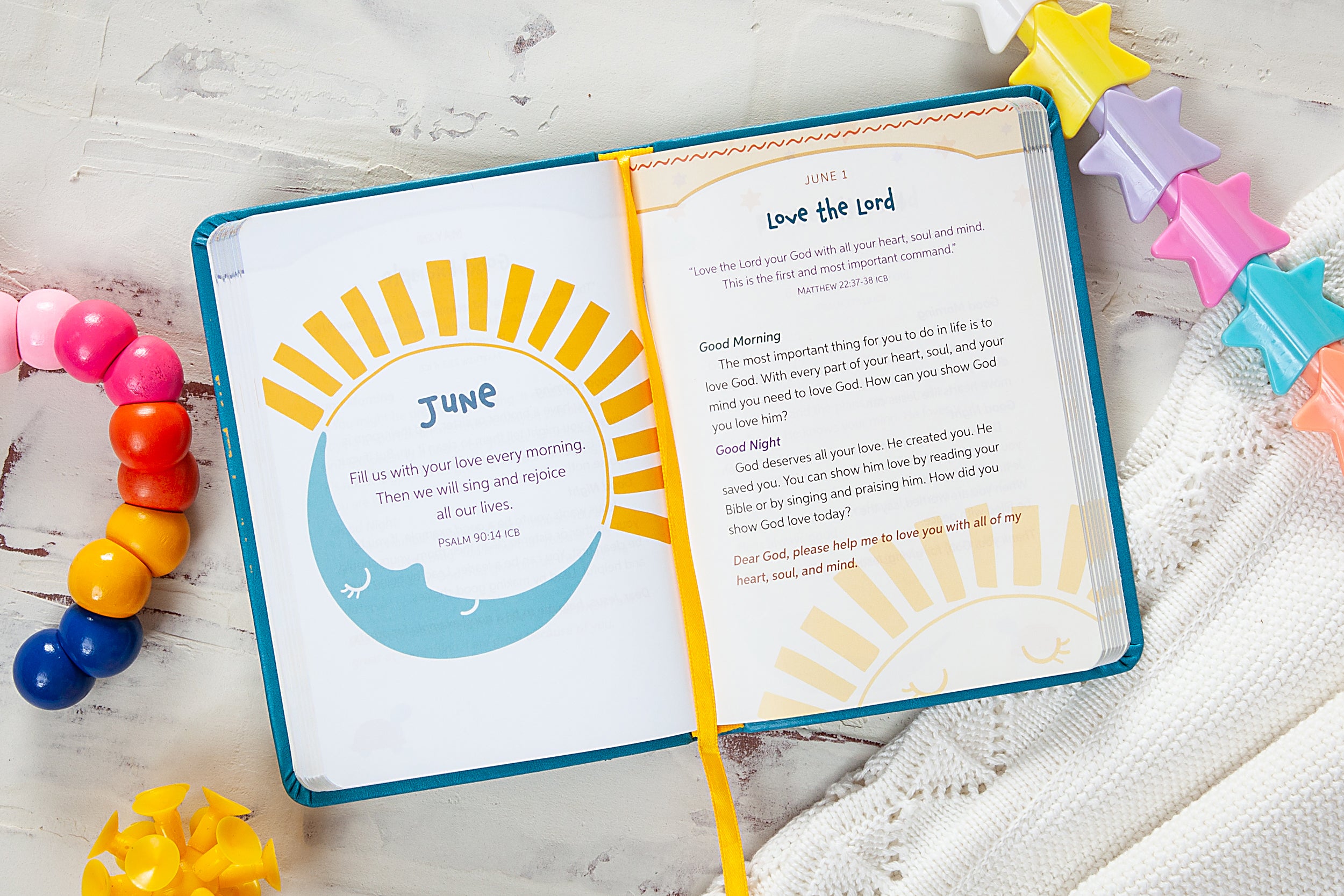 Good Morning and Good Night: A 365-Day Devotional for Little Hearts