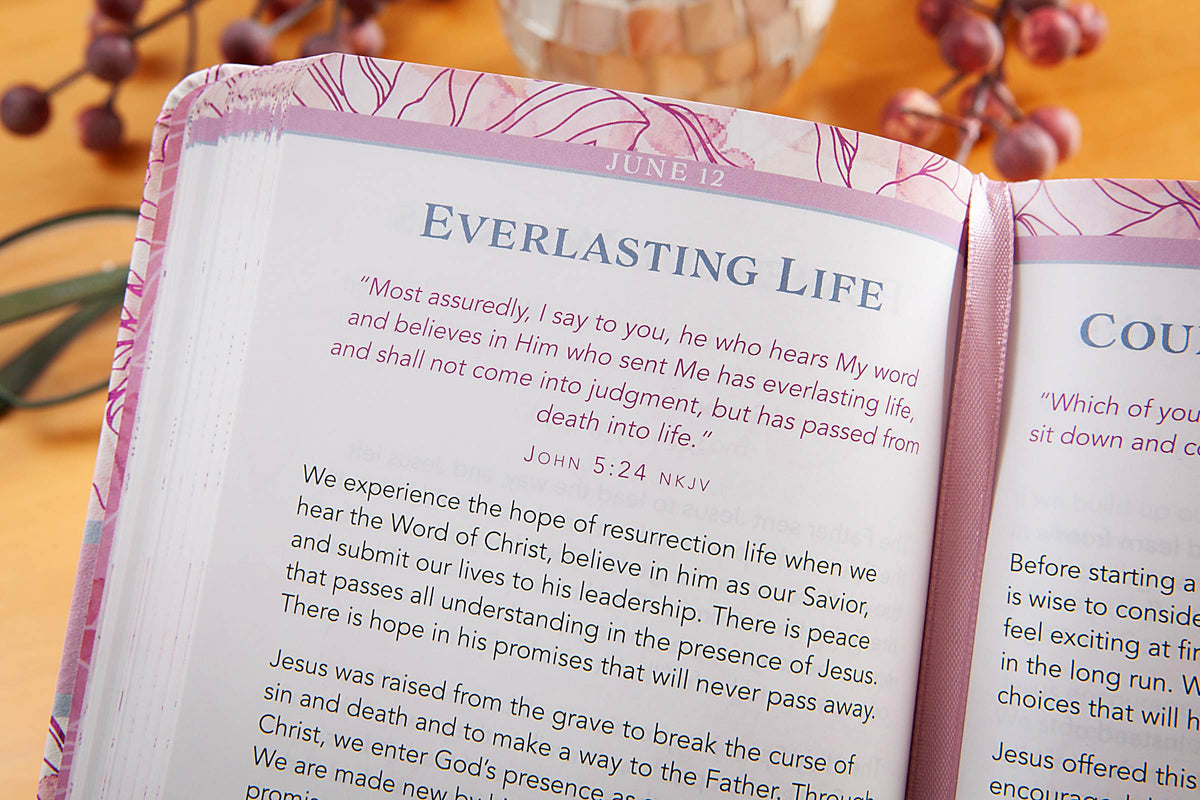 Being Beautiful for Jesus: A 365-Day Devotional