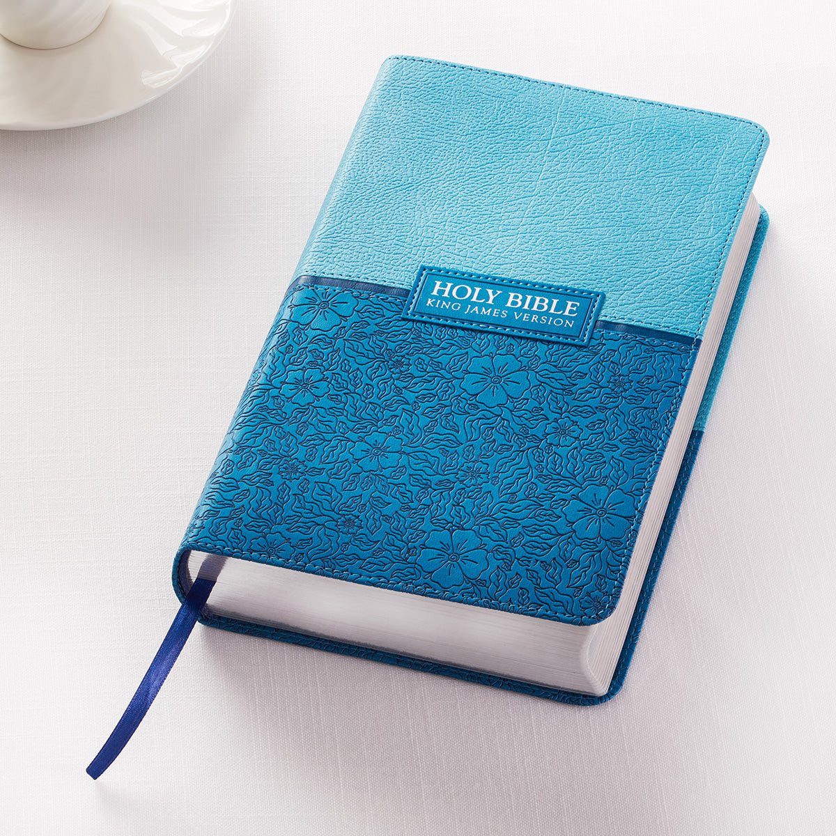 KJV Giant Print Bible Blue Red Letter Edition