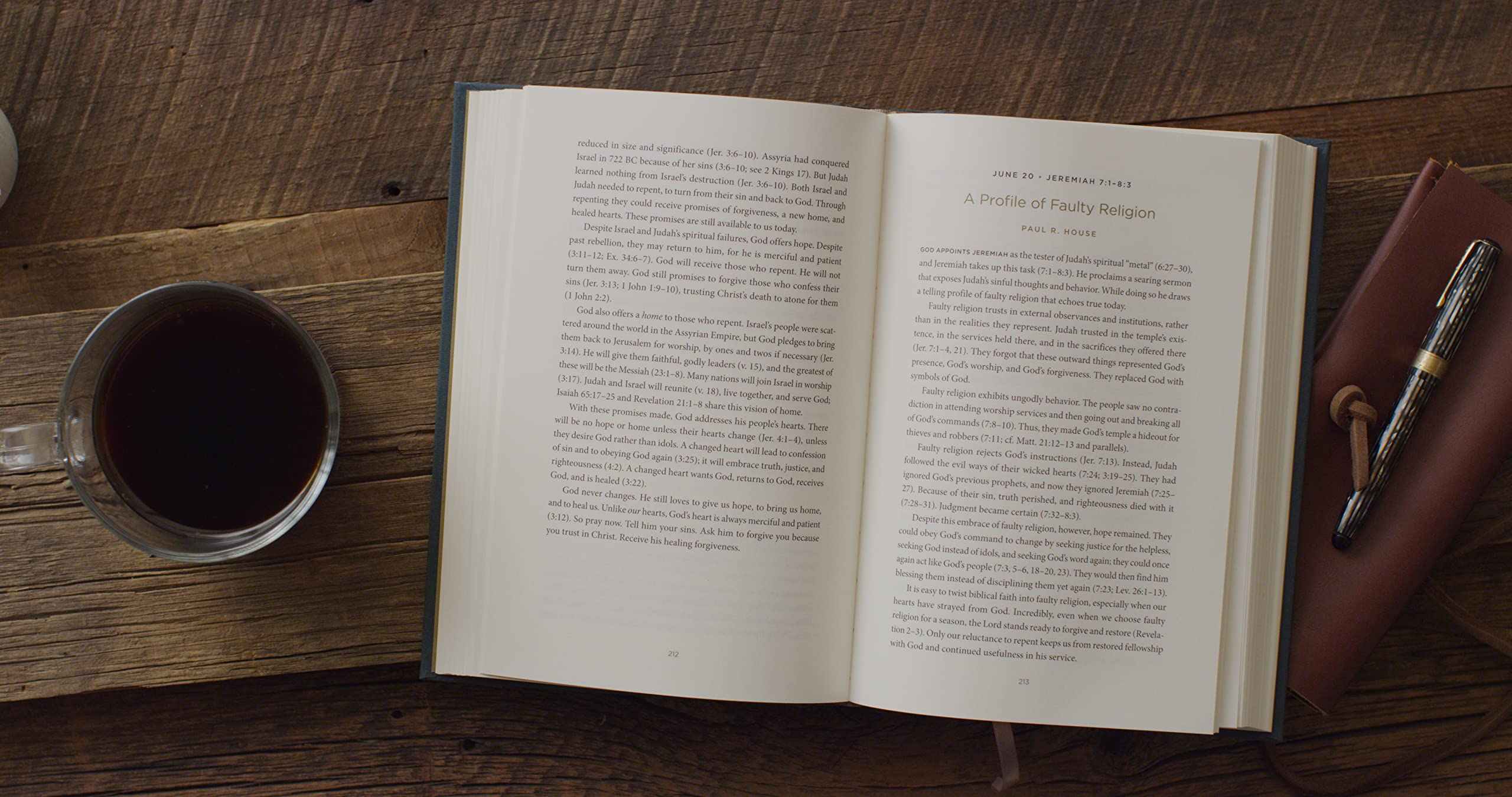 Daily Strength: A Devotional For Men
