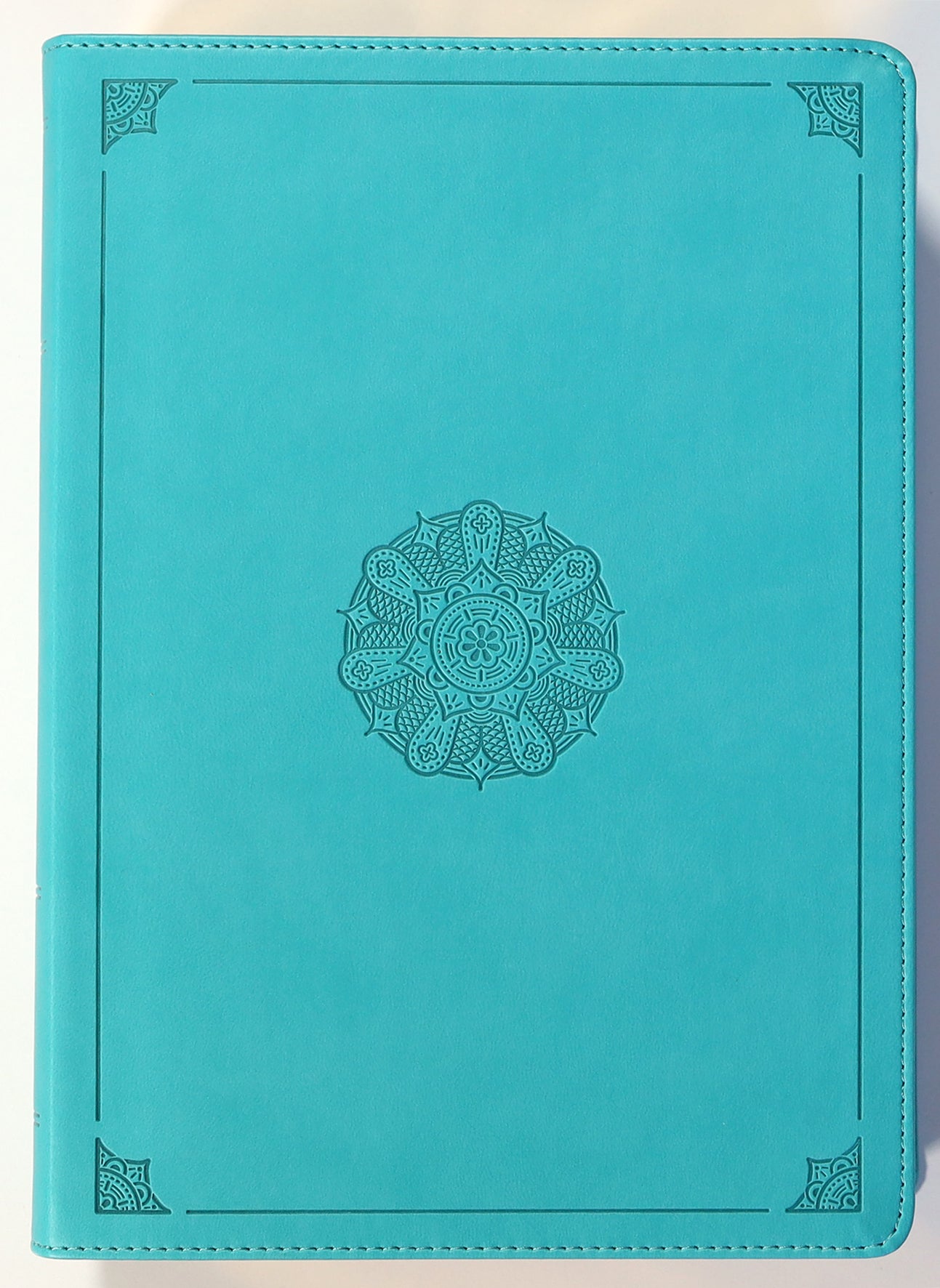 ESV Study Bible Turquoise Emblem Design (Black Letter Edition)