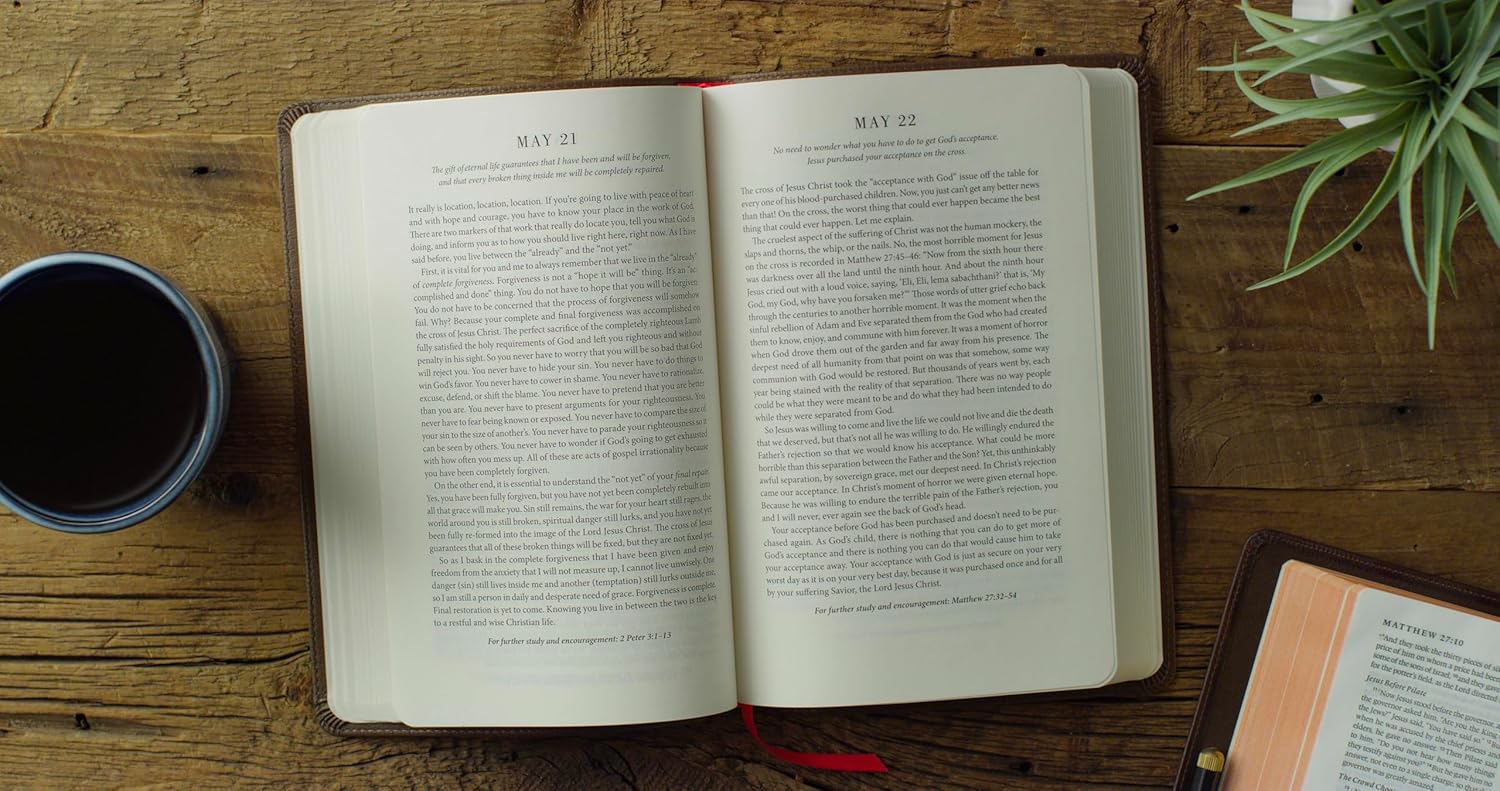 New Morning Mercies: A Daily Gospel Devotional