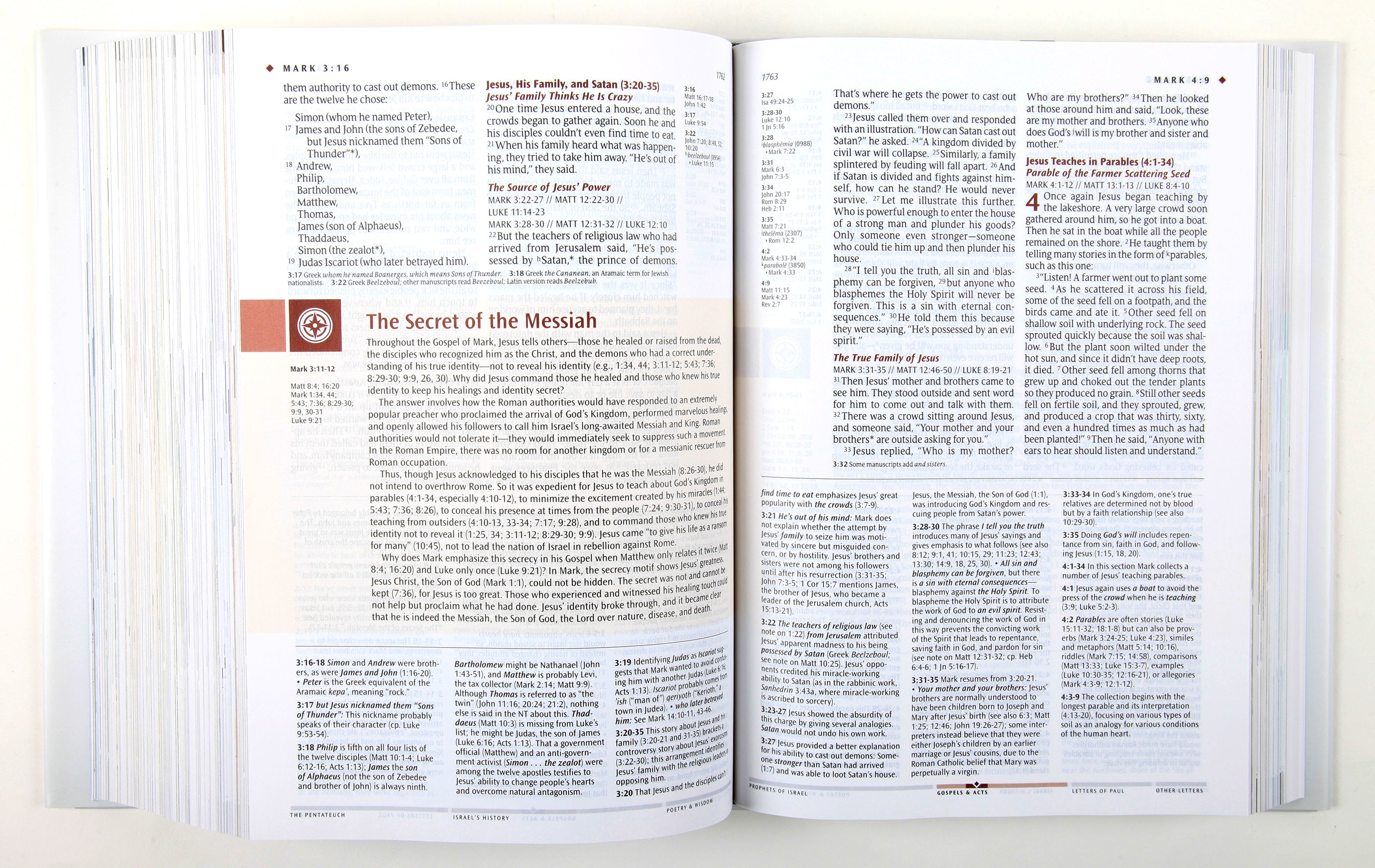 NLT Illustrated Study Bible (Black Letter Edition)