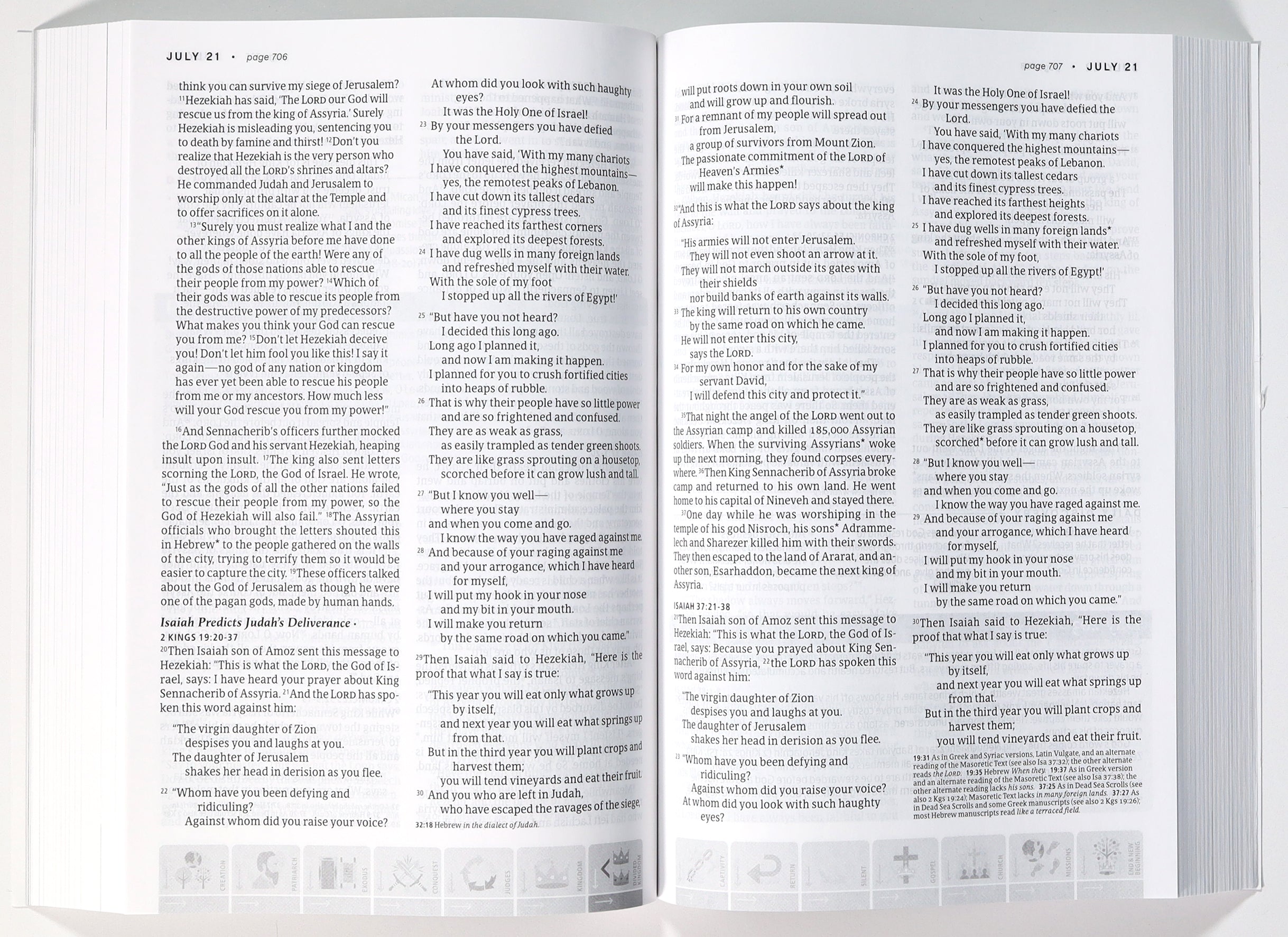 NLT One Year Chronological Study Bible