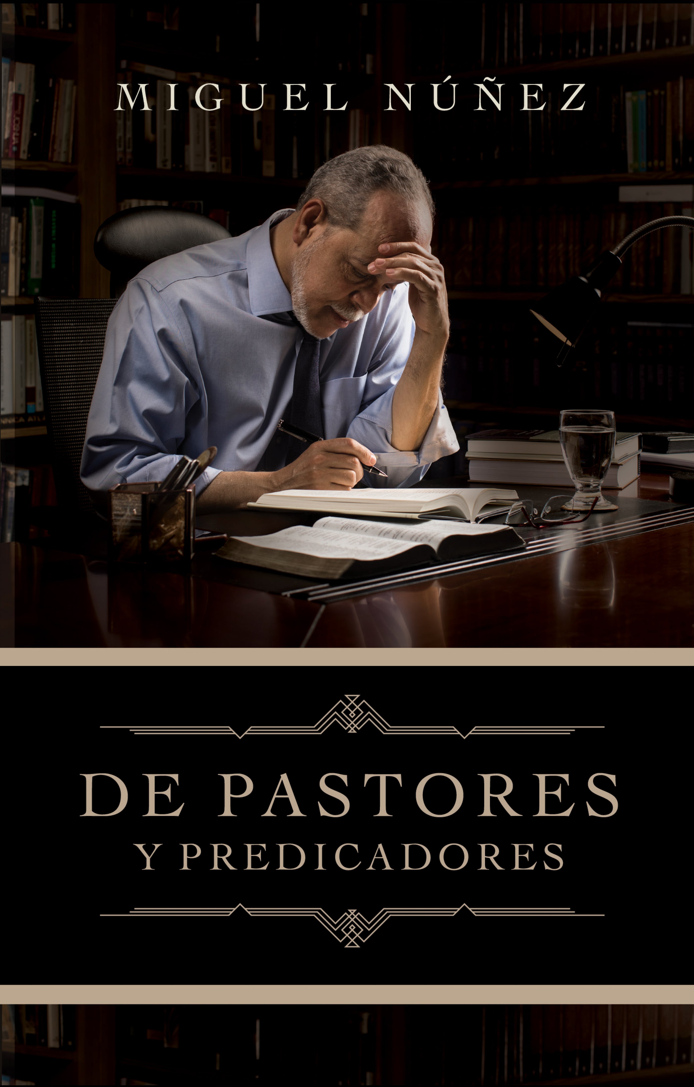 De Pastores Y Predicadores (Spanish)