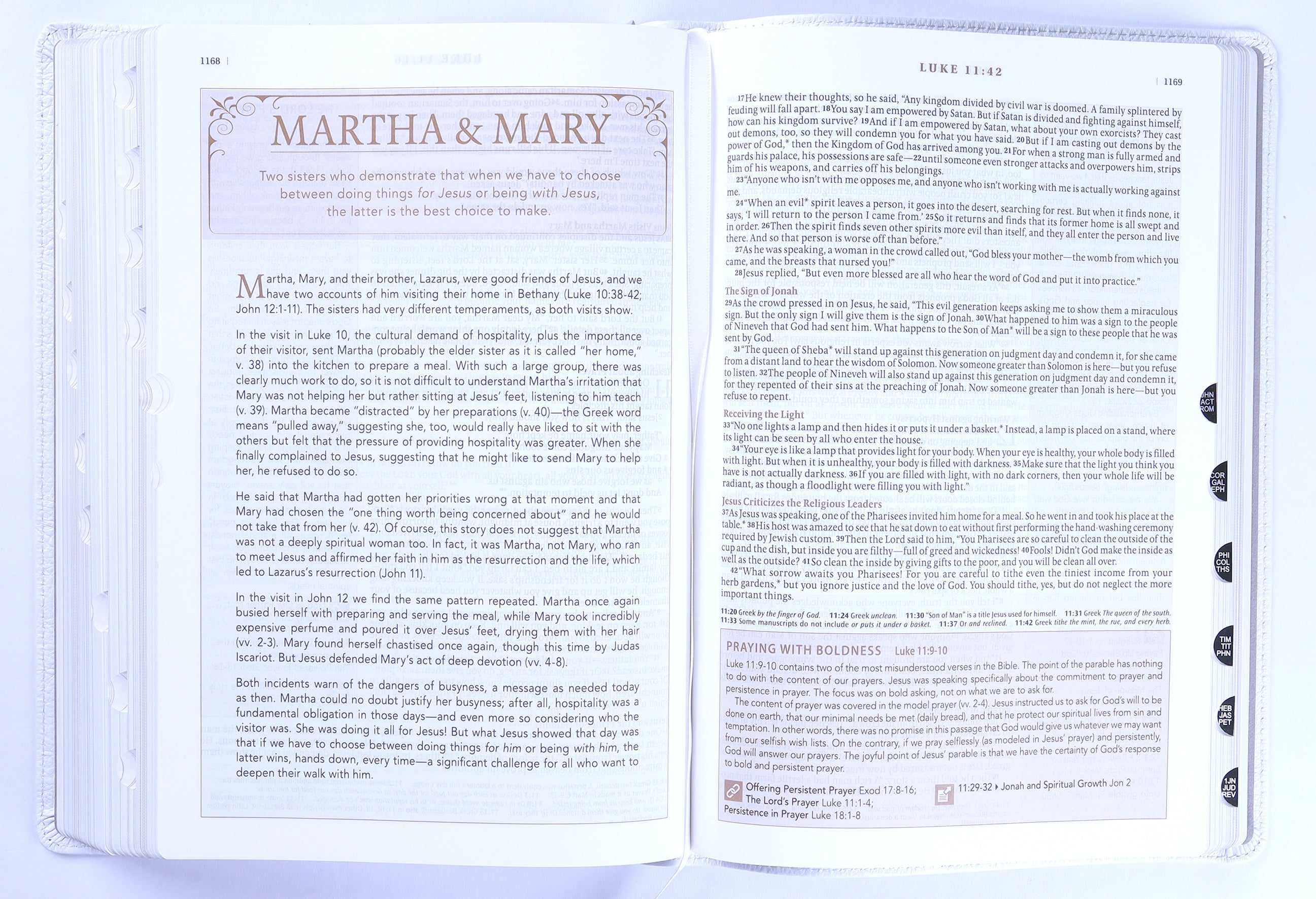 NLT Spiritual Growth Bible Indexed White