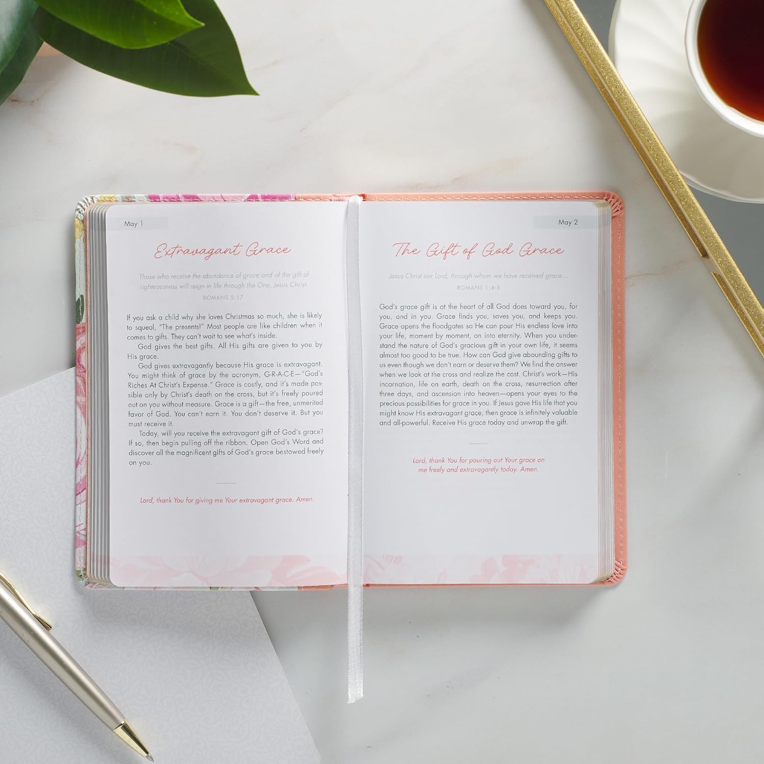 Quiet Time Moments for Women: A 366-Day Devotional