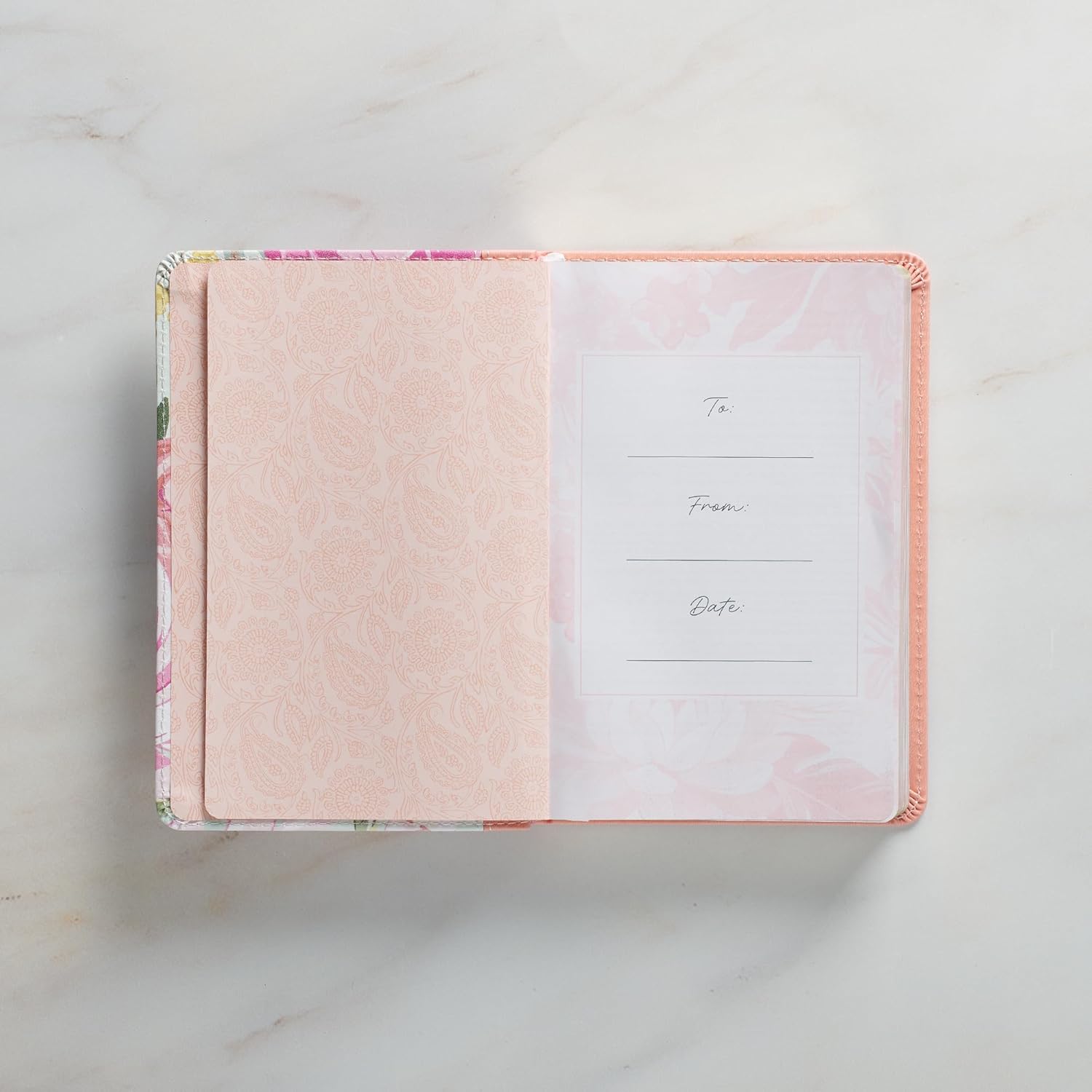 Quiet Time Moments for Women: A 366-Day Devotional