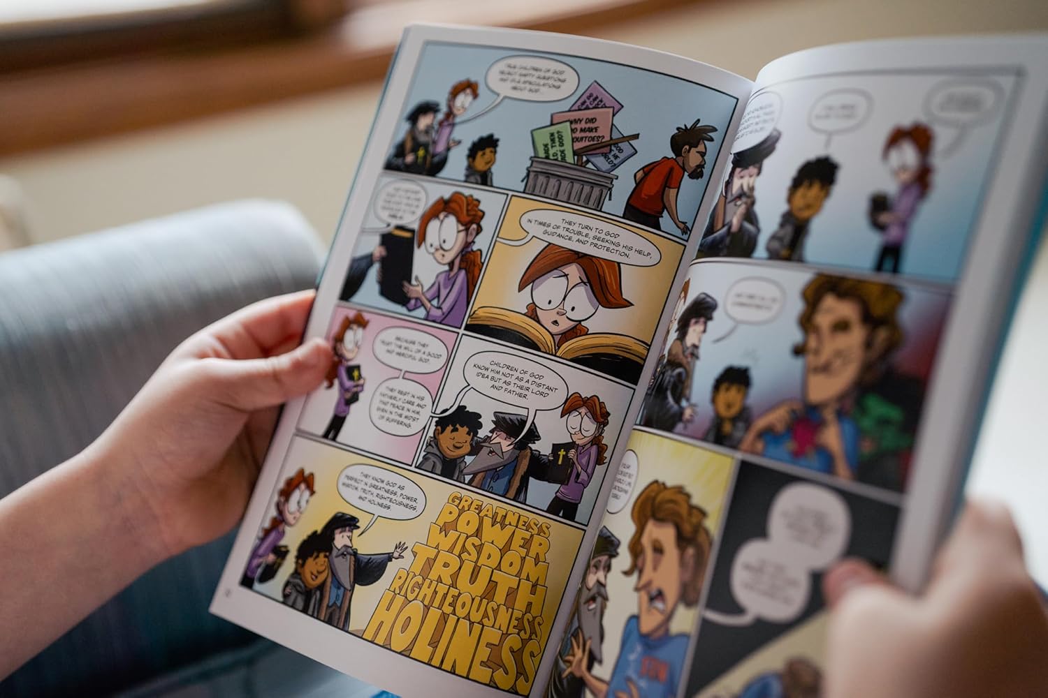 Knowing God and Knowing Ourselves (Graphic Novel): Chapters 1-5 (#1 in John Calvin’s Illustrated Institutes Series)